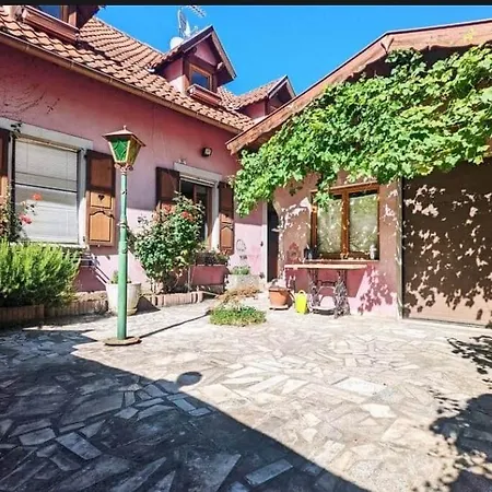 Petit Paradis Croneuva Estrasburgo