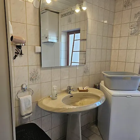 Petit Paradis Croneuva