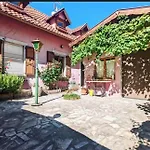 Petit Paradis Croneuva Estrasburgo
